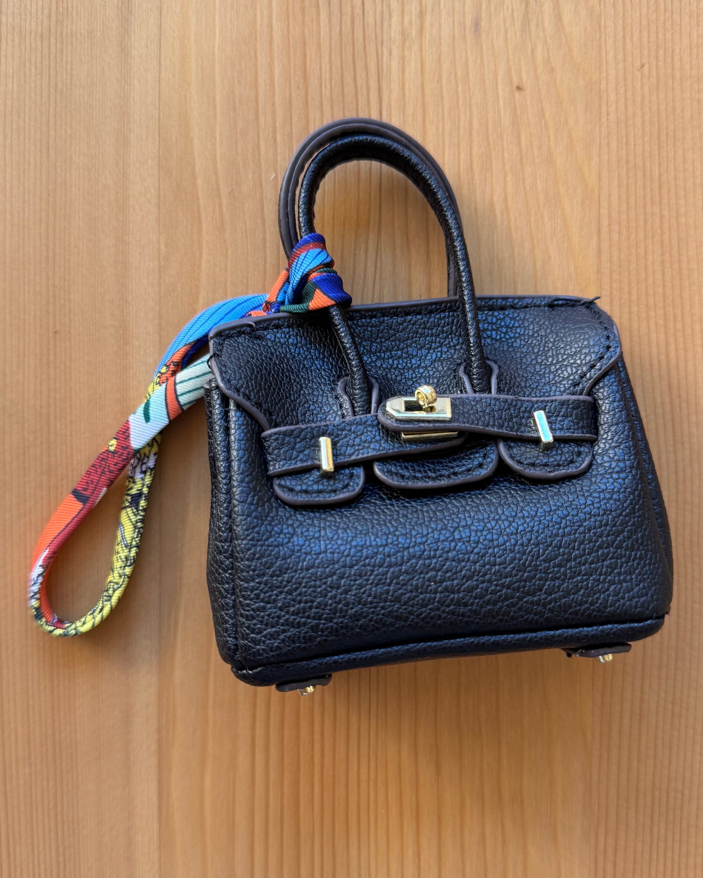 Llavero bolso en miniatura