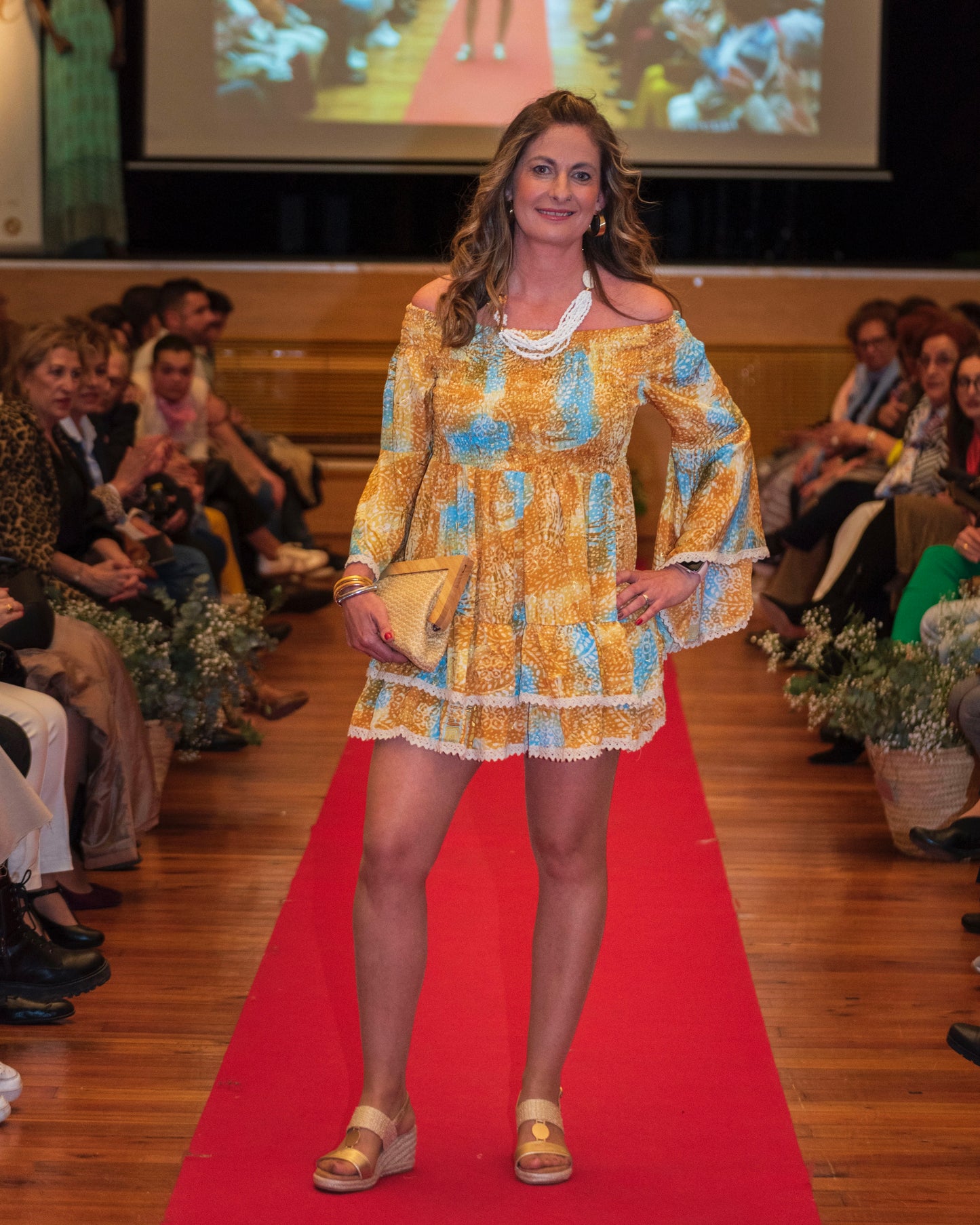 Vestido corto nido de abeja