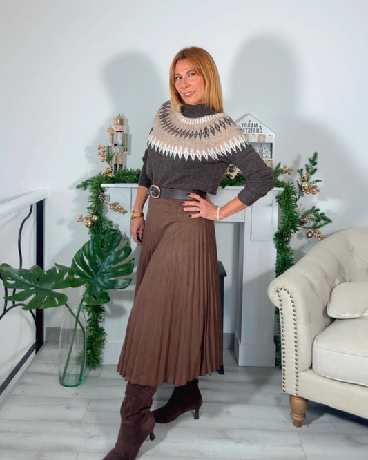 Falda antelina chocolate tablas