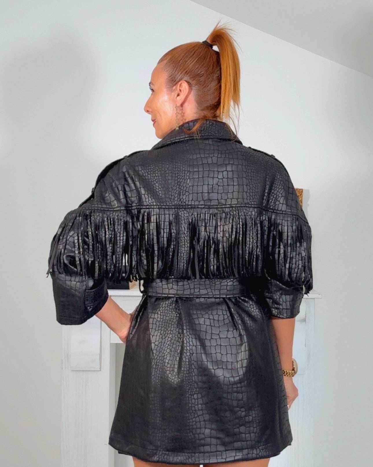 Chaqueta flecos negra