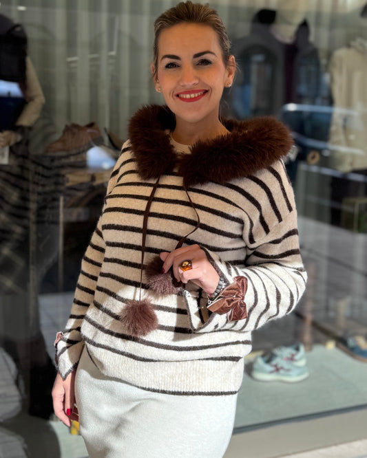 Jersey navy con pompones