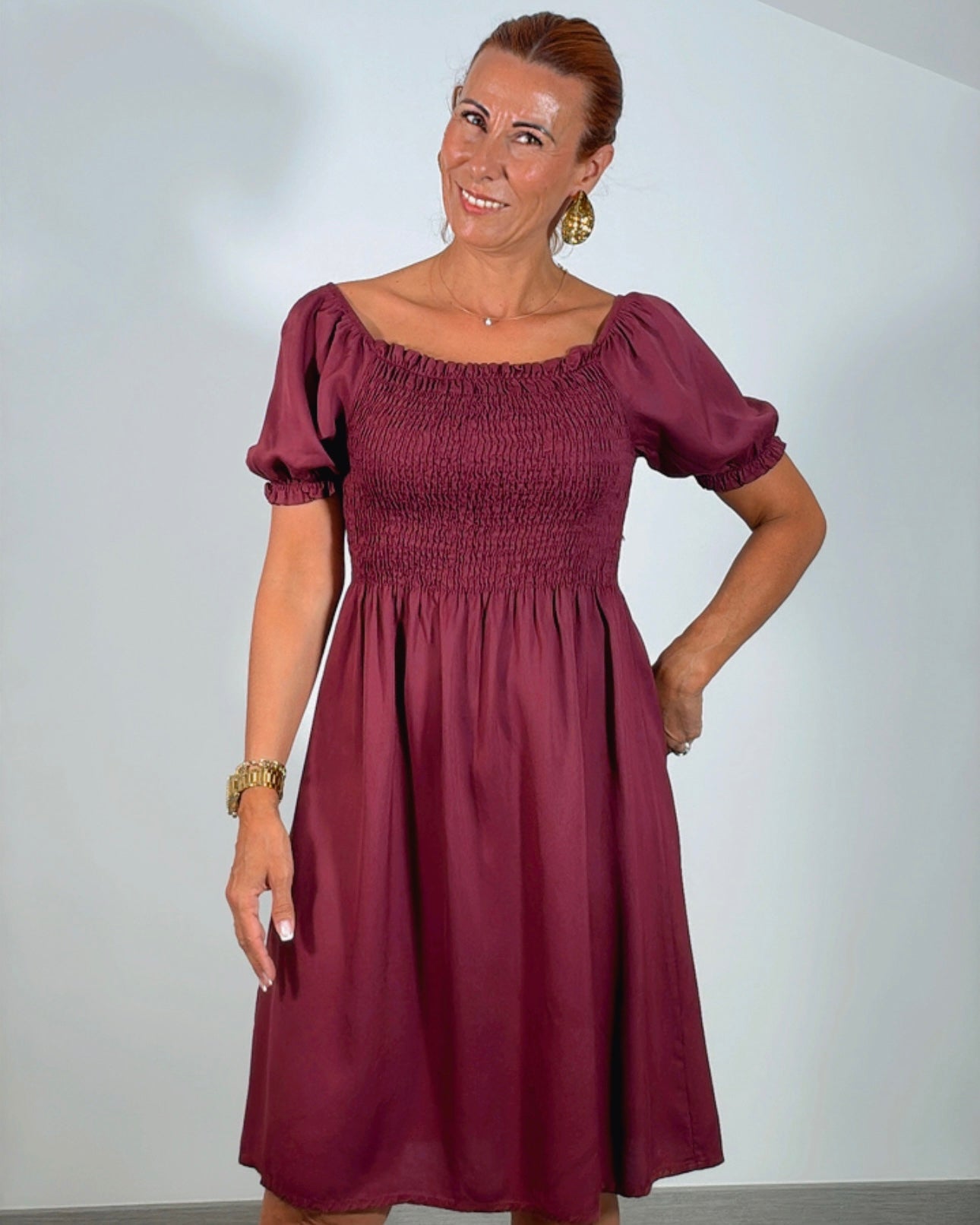 Vestido corto Burdeos