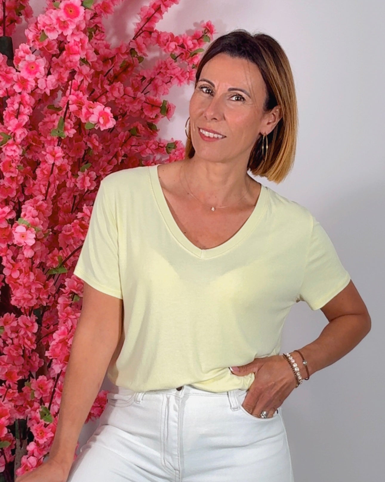 Camiseta amarilla pico