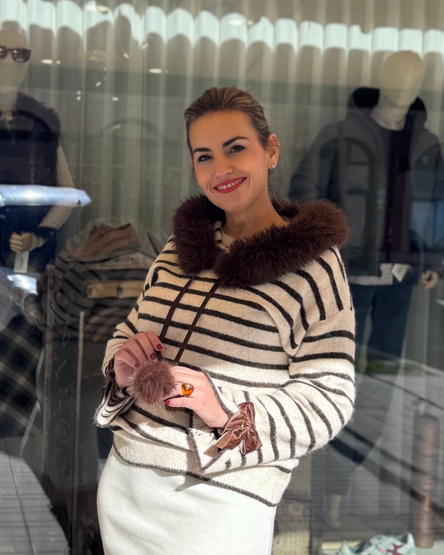 Jersey navy con pompones