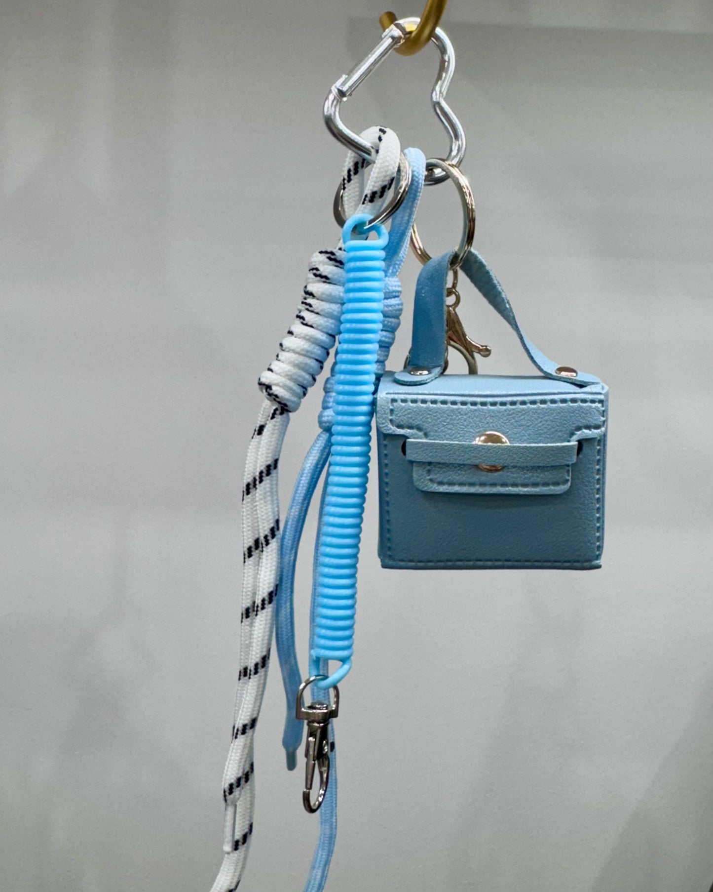 Llavero Charm bolso azul