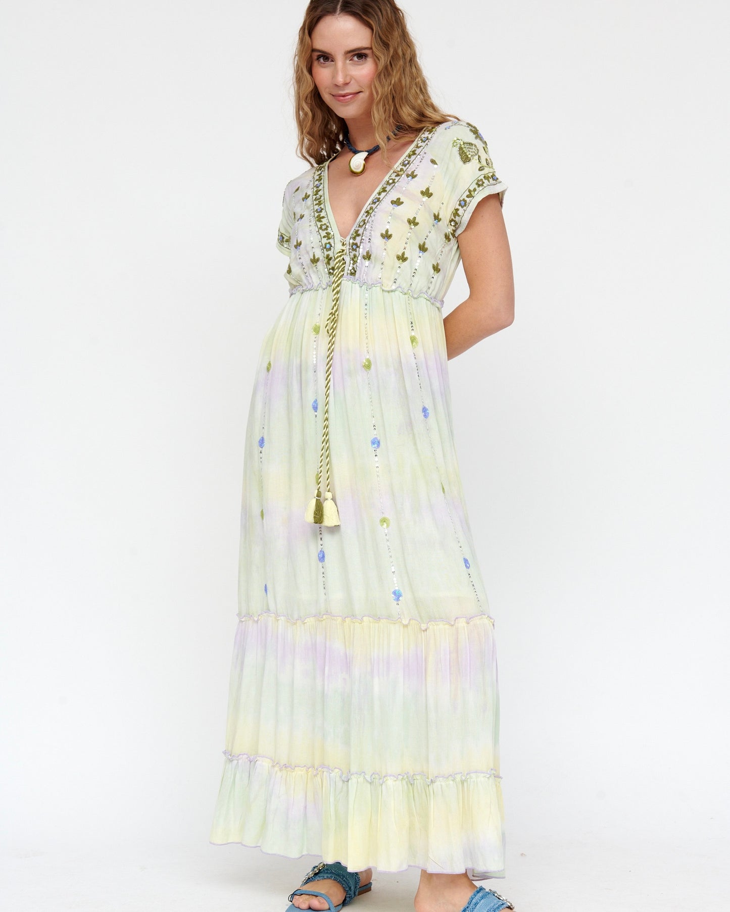 Vestido Tie dye bordado