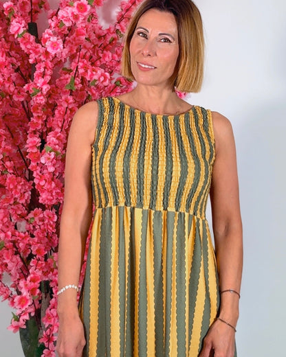 Vestido nido rayas ondulada