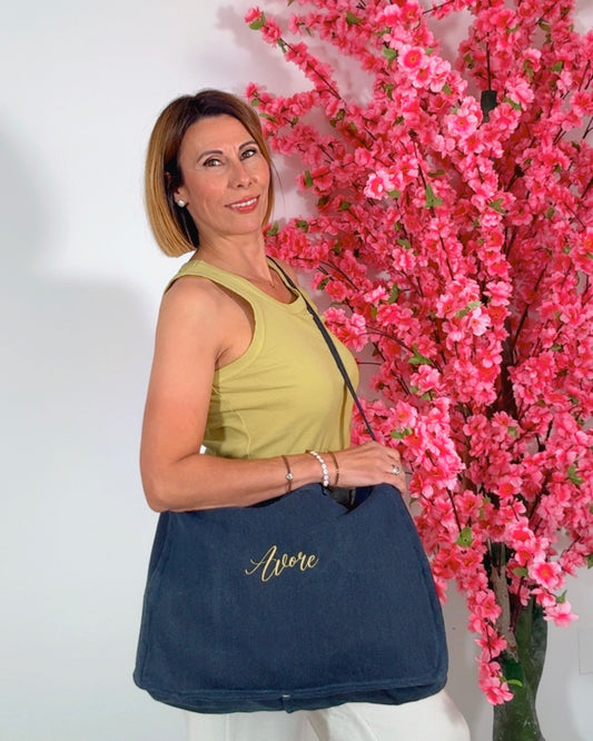 Bolso By Avore marino.