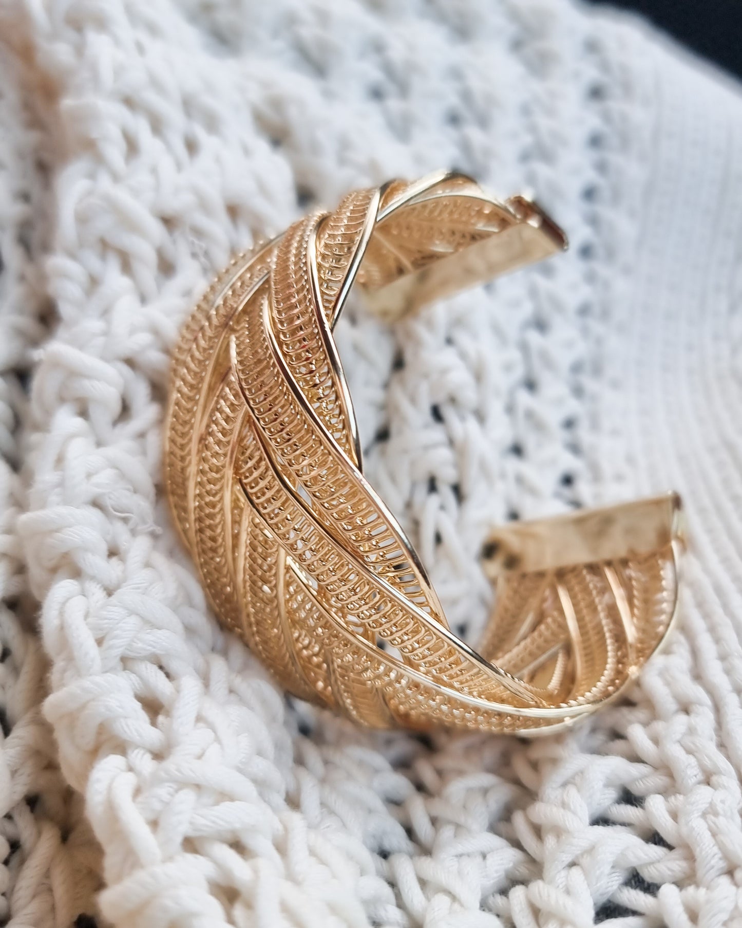 Golden braid bracelet