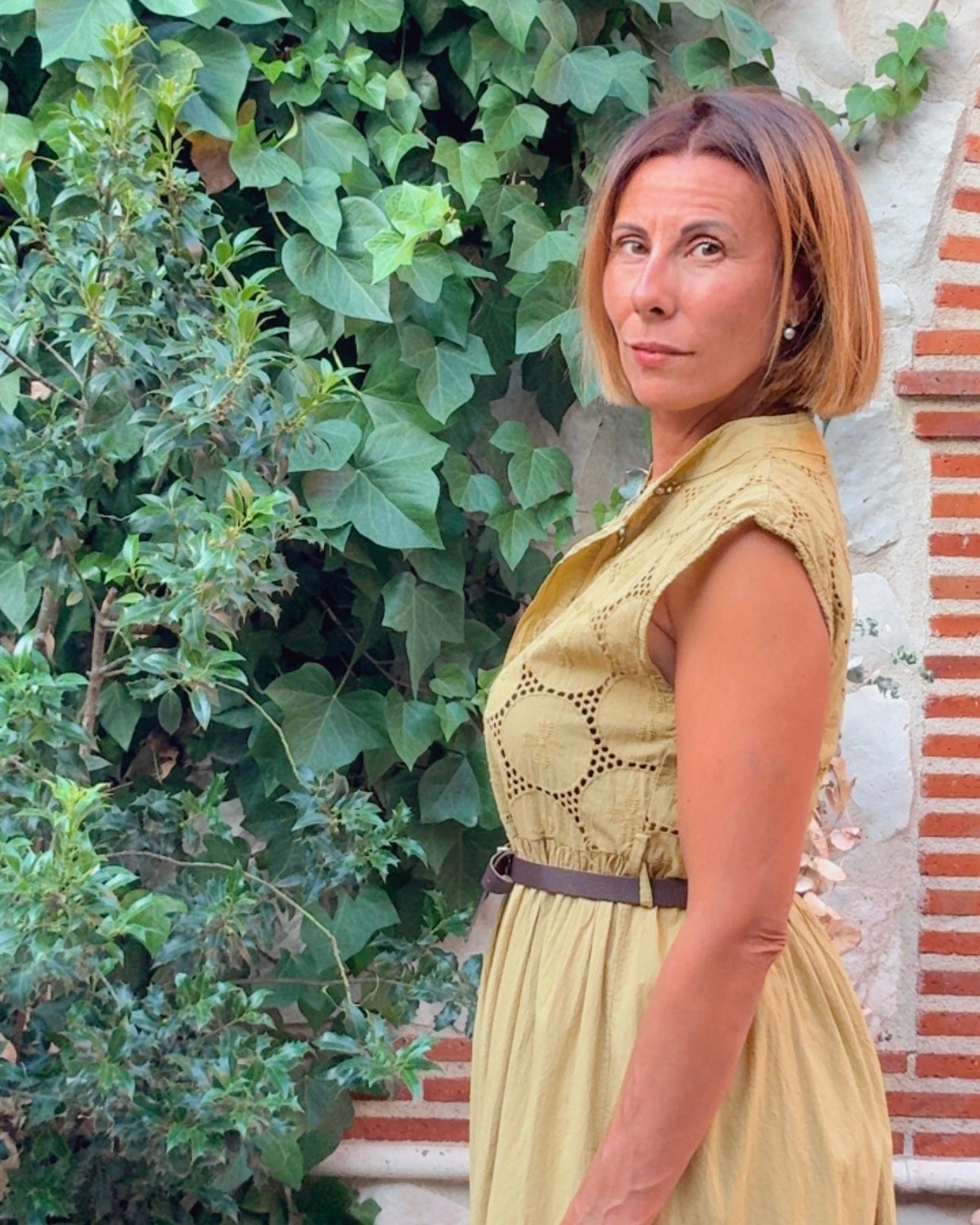 Vestido troquelado pistacho