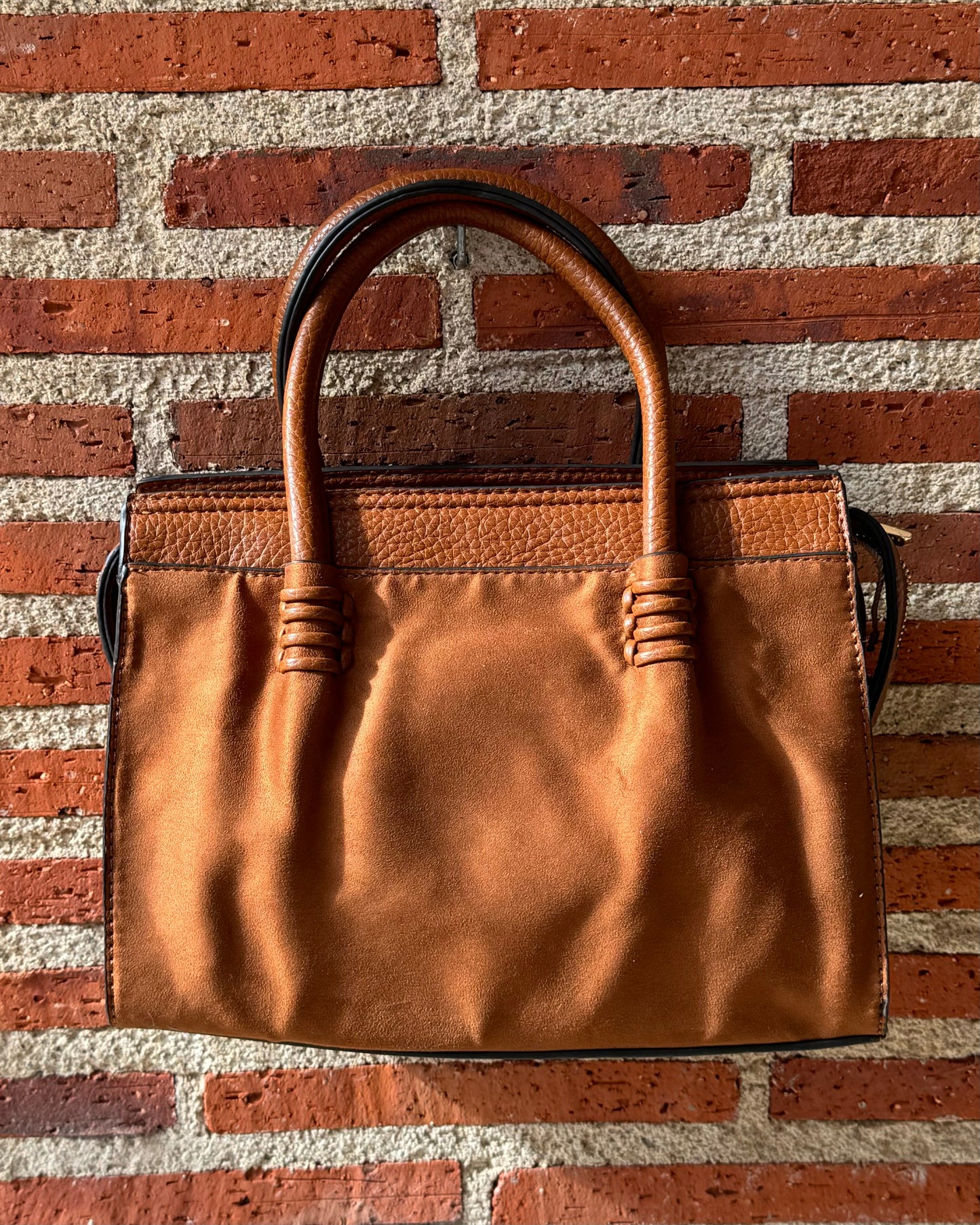 Bolso antelina camel