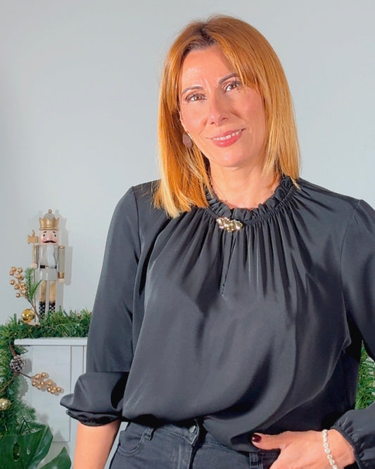 Blusa negra Leticia