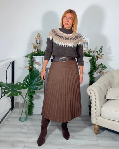 Falda antelina chocolate tablas