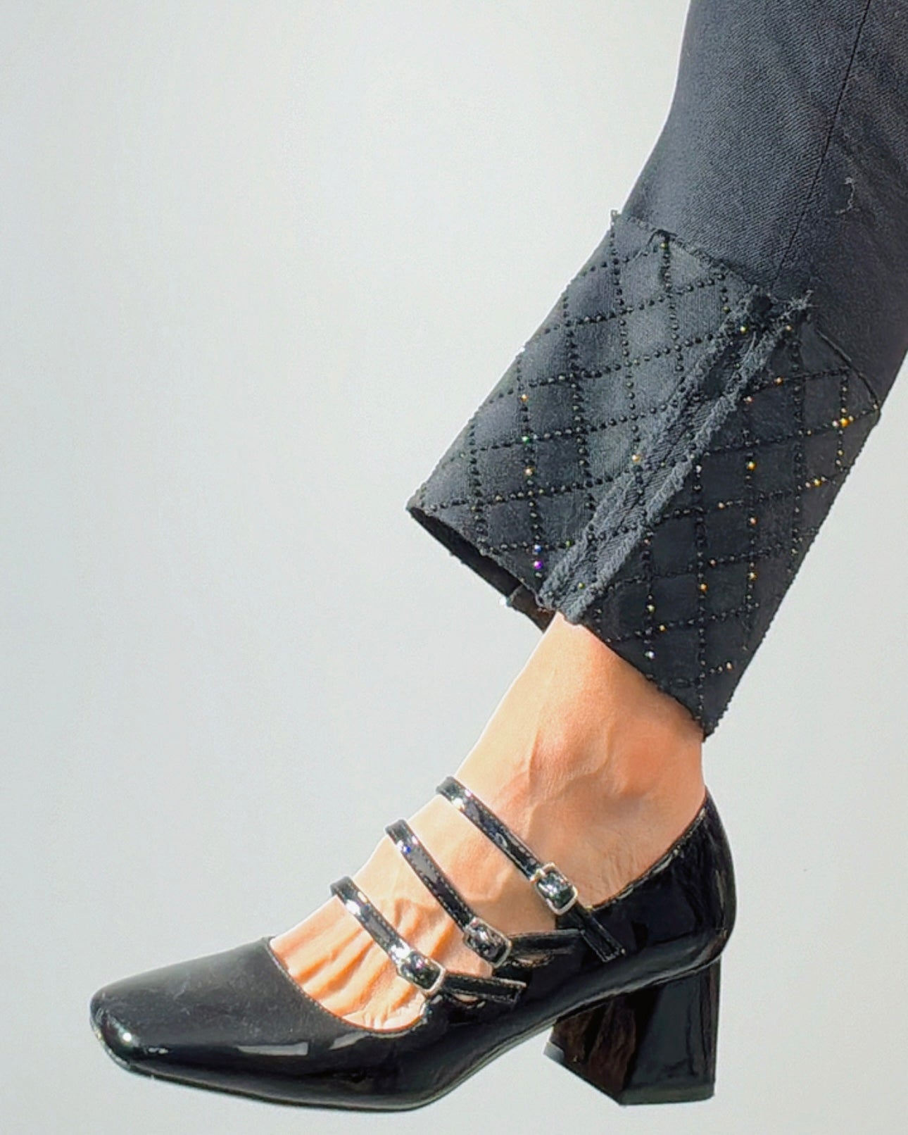 Jeans negro vuelta strass