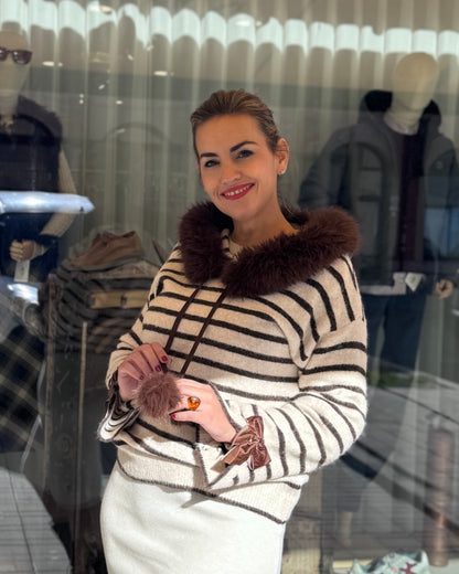 Jersey navy con pompones