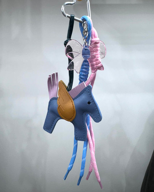 Llavero Charm caballo azul