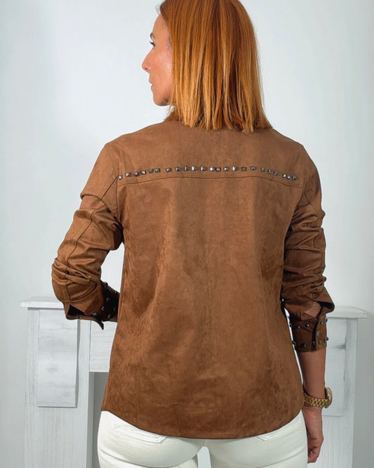 Camisa antelina tachas