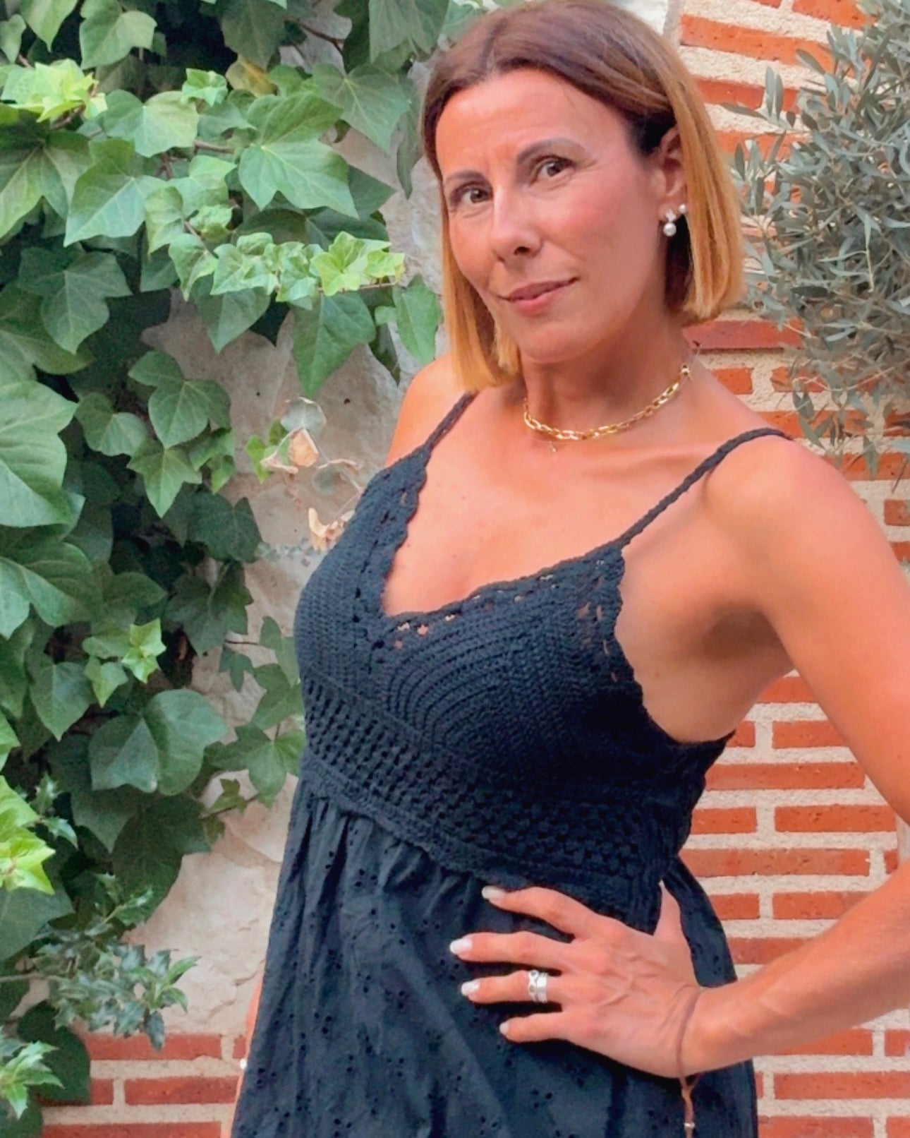 Vestido troquelado negro