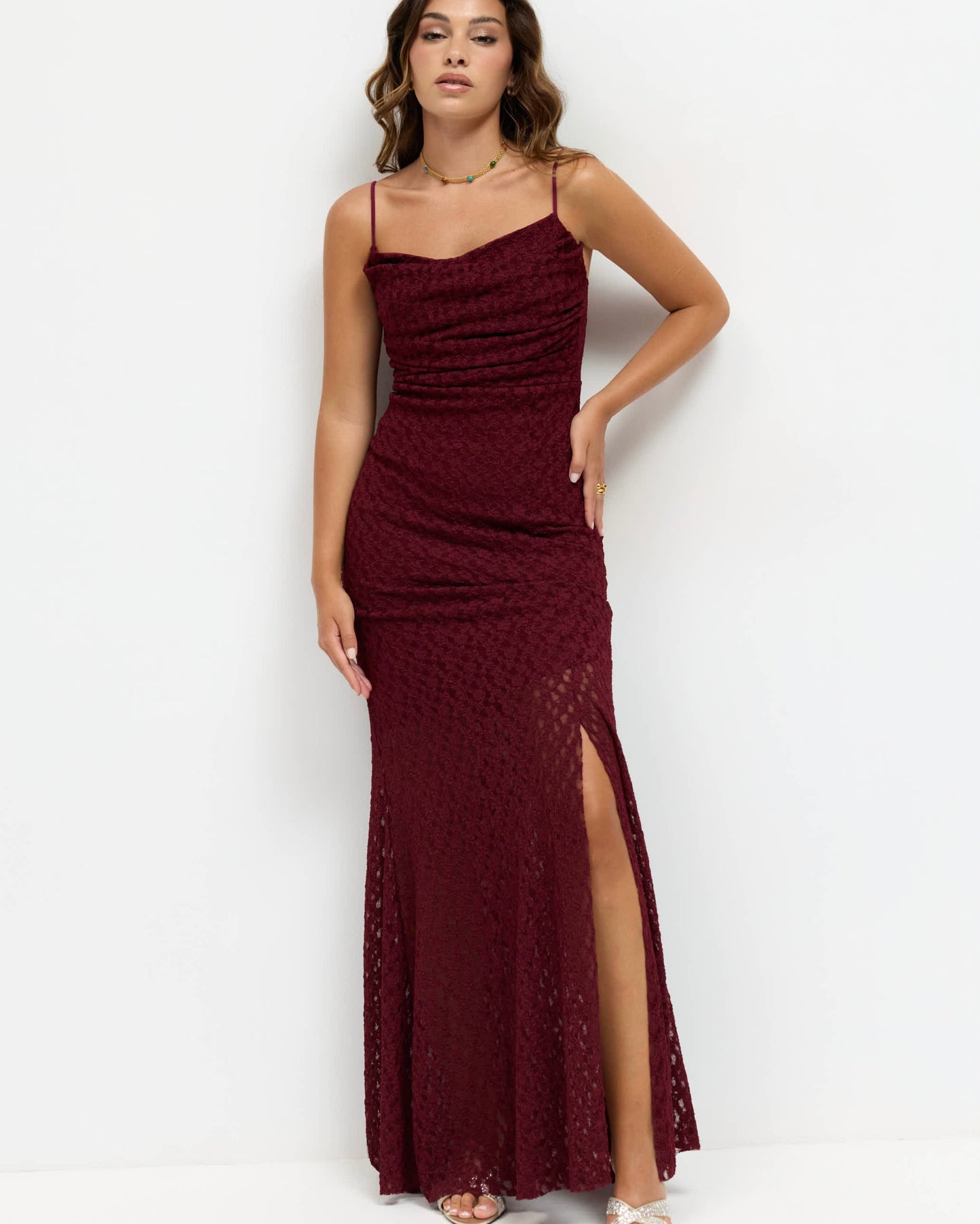 Vestido encaje Burdeos