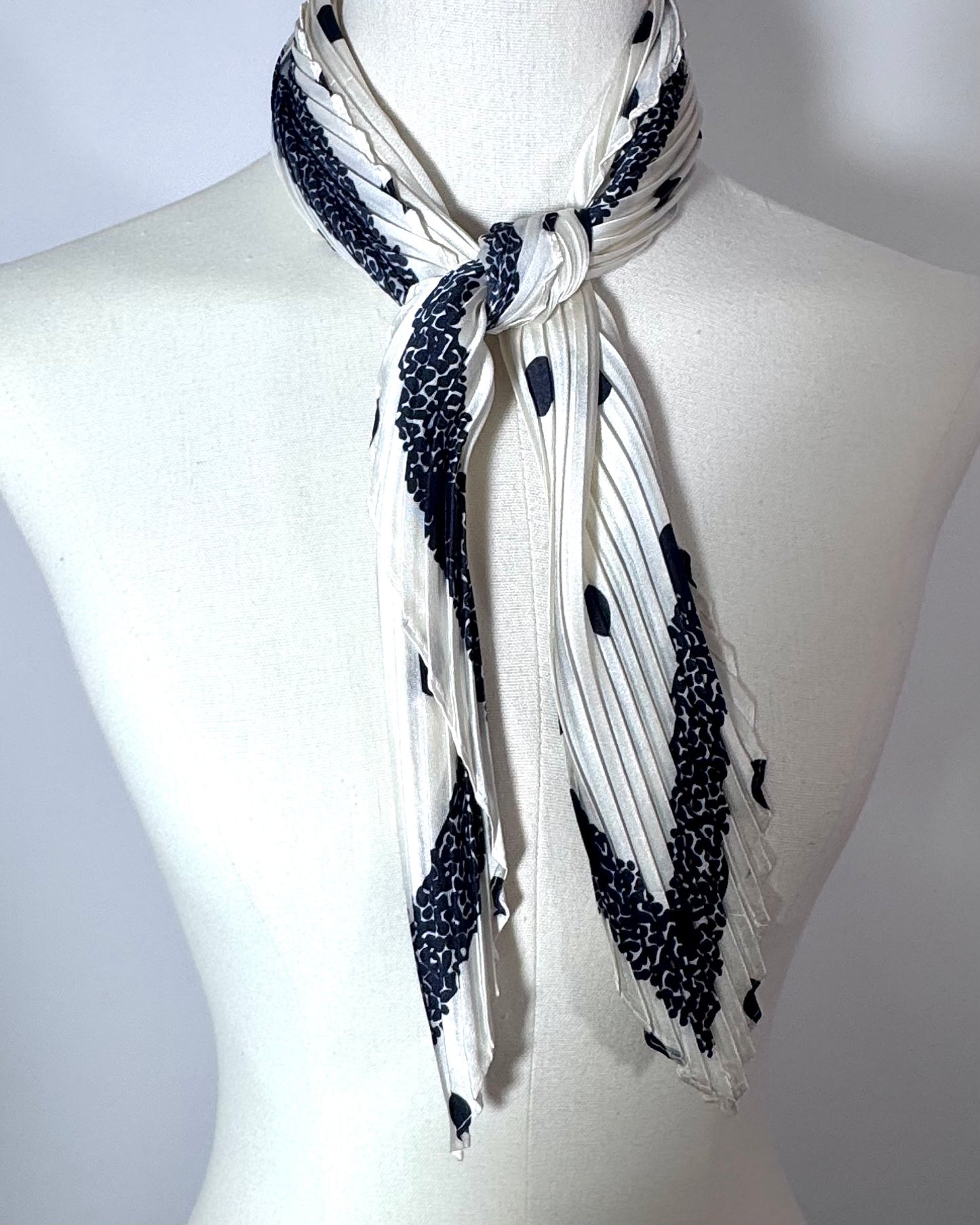 Pañuelo plisado Abril