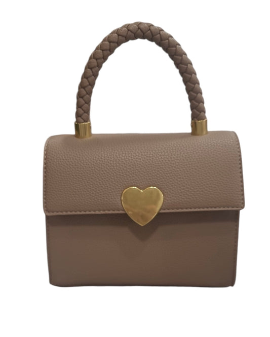 Bolso beige detalle corazón