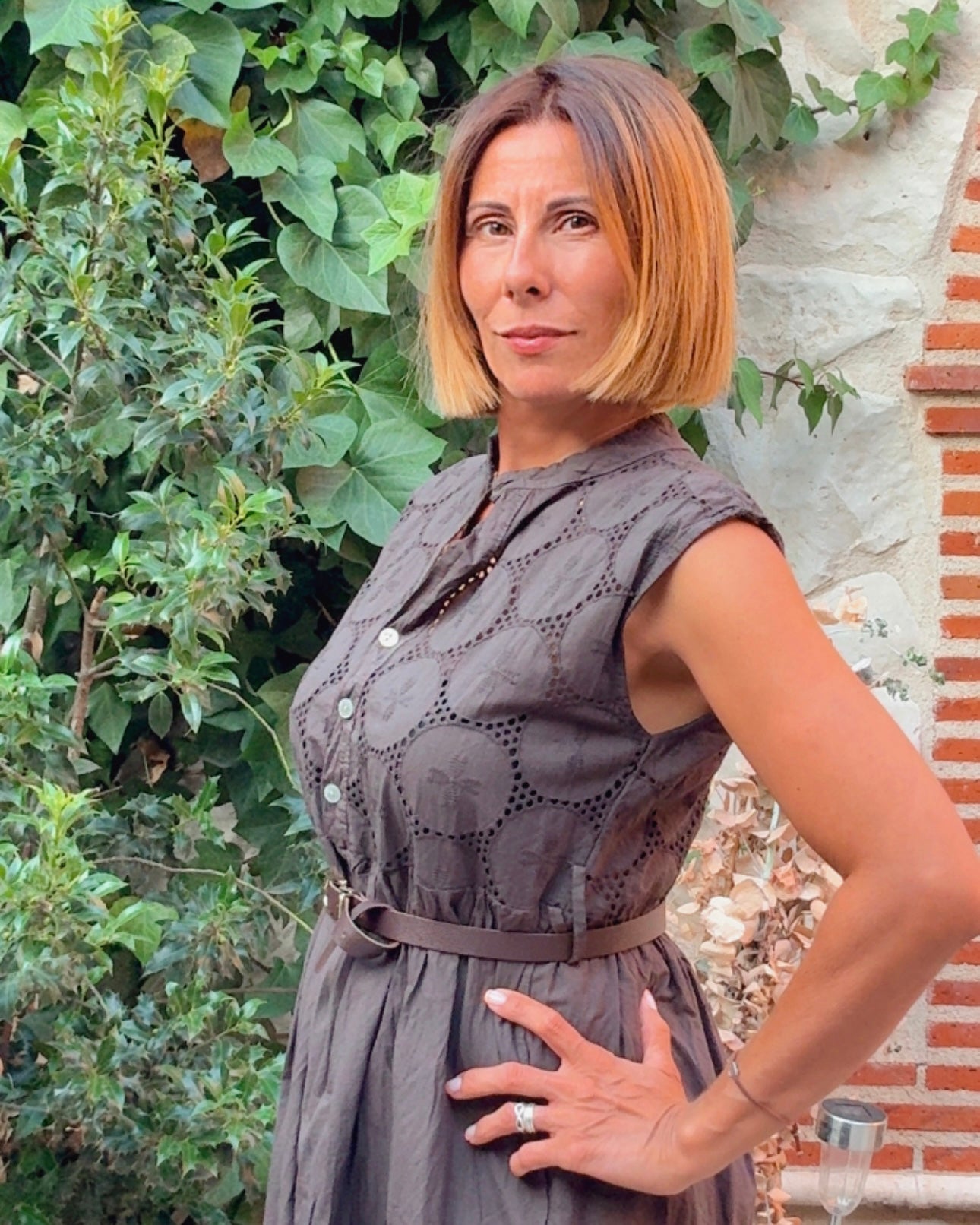 Vestido troquelado chocolate