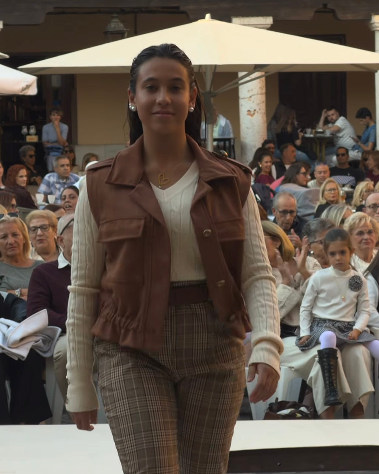 Chaleco antelina gala