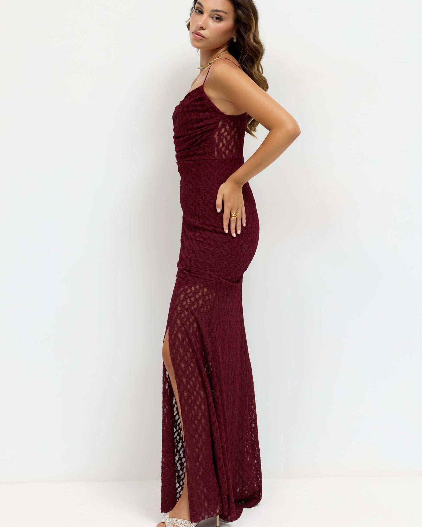 Vestido encaje Burdeos