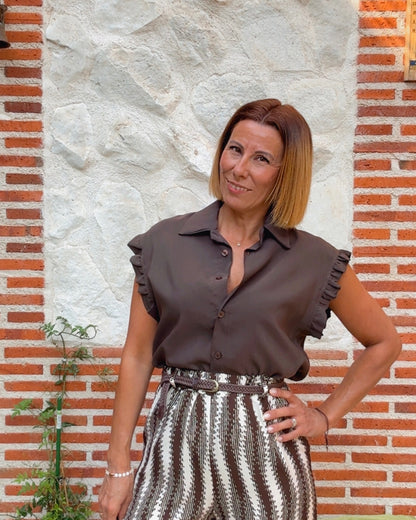 Pantalon estampado con cinturón