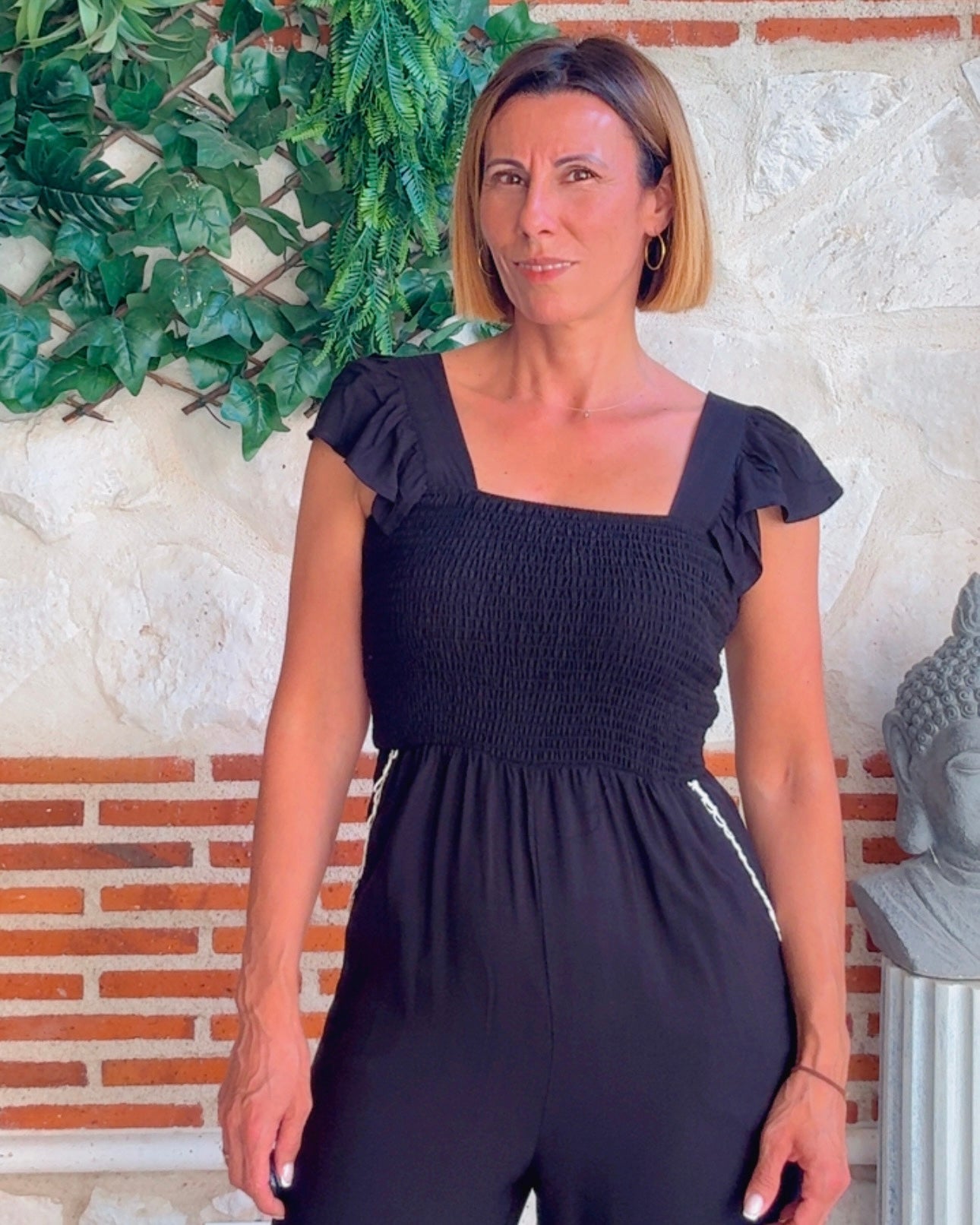 Mono Grecia negro