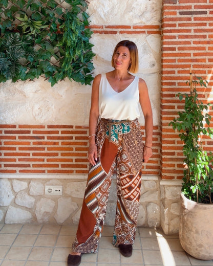 Pantalón estampado cadena