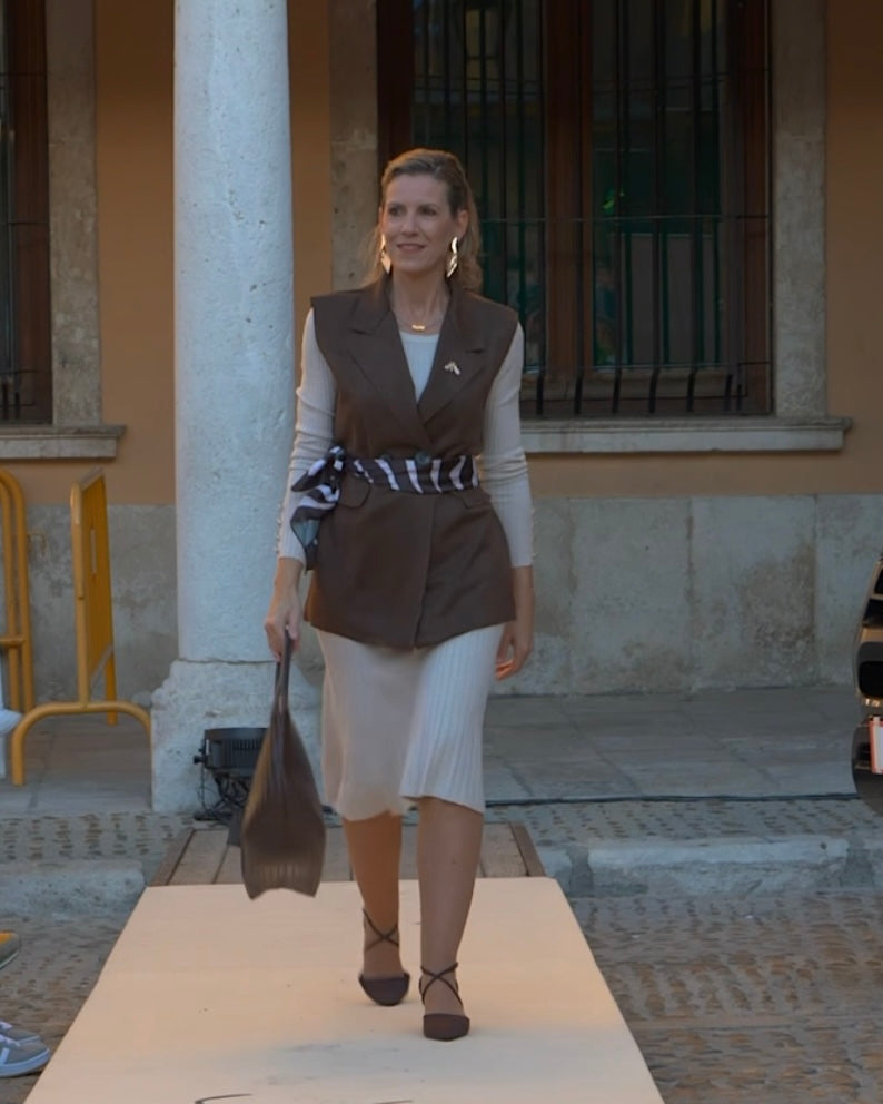 Chaleco antelina chocolate