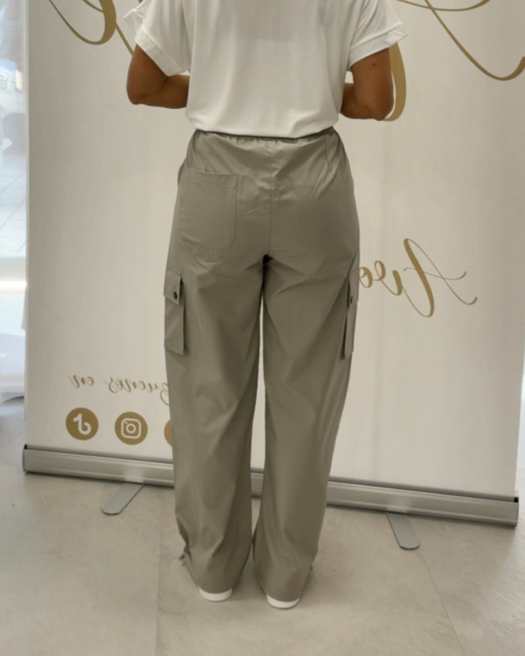 Pantalon cargo campana