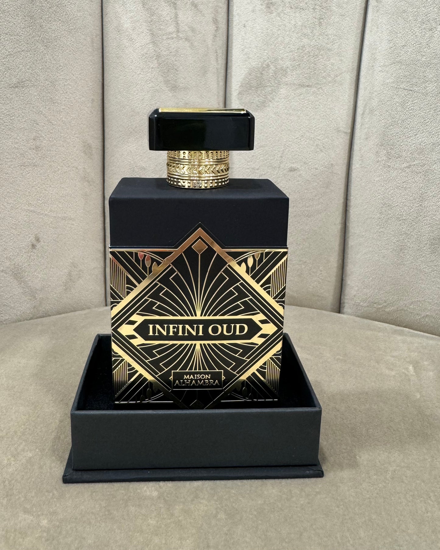 Perfume Infini Oud Maison Alhambra