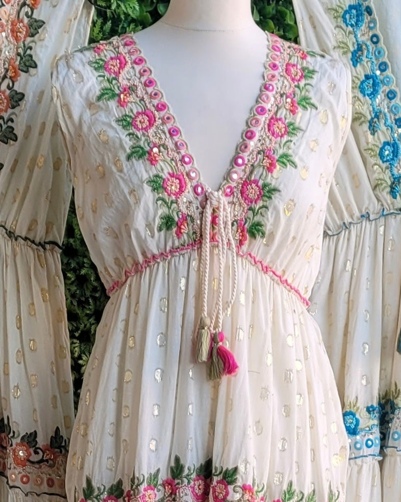 Vestido bordado mediterraneo