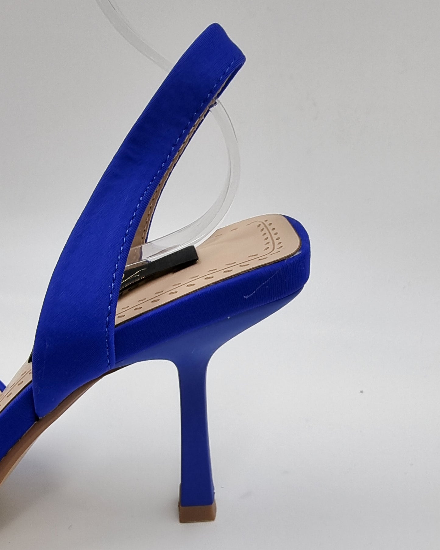 Stiletto azul klein joya